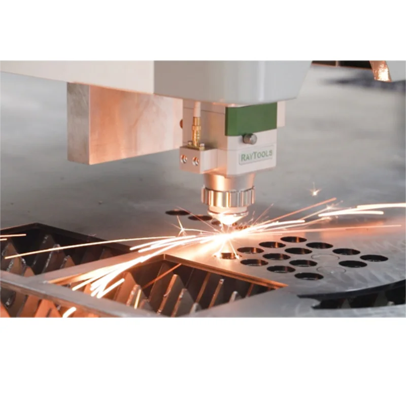 مولد Raycus صناعي ، آلة القطع  - مراجعة Industrial Laser Price وسعره